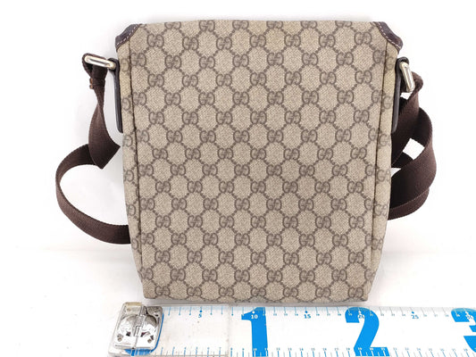 GUCCI GG Supreme 223666 Shoulder Bag