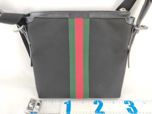 GUCCI Sherry Shoulder Bag 387111