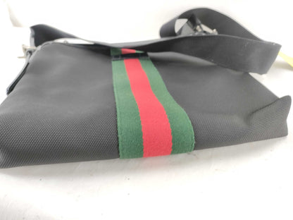 GUCCI Sherry Shoulder Bag 387111