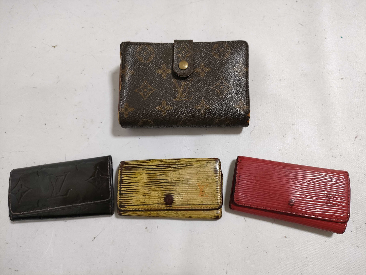 LOUIS VUITTON Epi Wallet Epi/Key Case*2 Verni/Key Case 4 Pieces Key Case Key Case / Key Ring