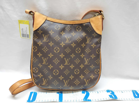 LOUIS VUITTON Monogram M56389 Odeon MM Shoulder Bag