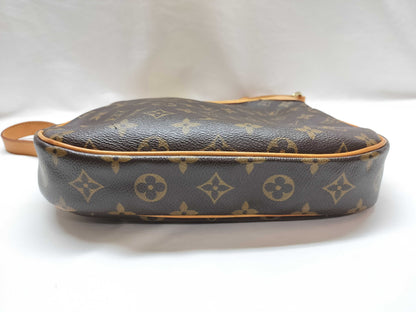 LOUIS VUITTON Monogram M56389 Odeon MM Shoulder Bag