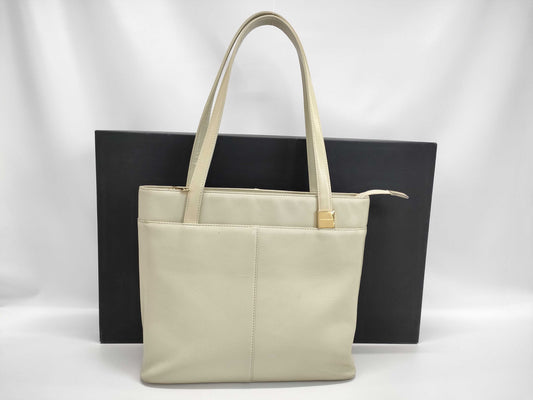 BURBERRY Medium Check Tote Bag