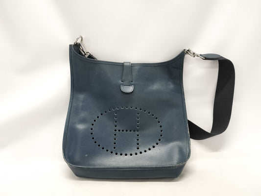 HERMES Evelyn Shoulder Bag