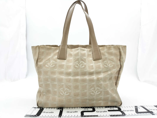 CHANEL Old Travel Line New Travel Tote Bag