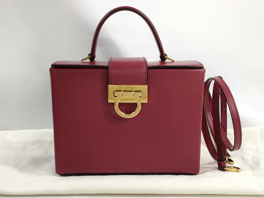 Salvatore Ferragamo Gancini Trifoglio 2-way bag handbag