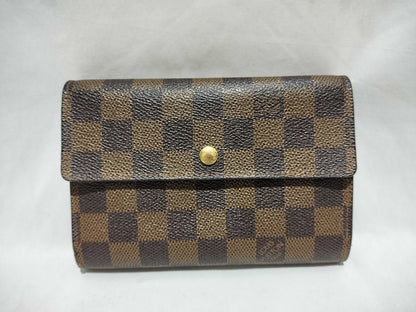 LOUIS VUITTON Damier Tri-fold Wallet