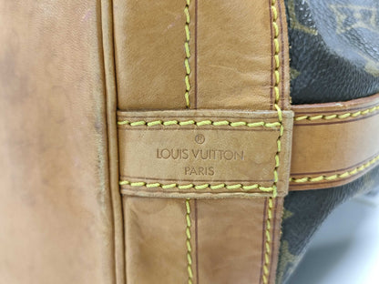 LOUIS VUITTON Monogram M42224 Noe Shoulder Bag