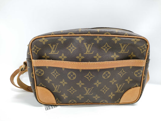 LOUIS VUITTON Monogram M51274 Trocadero Shoulder Bag with Deteriorated Pockets
