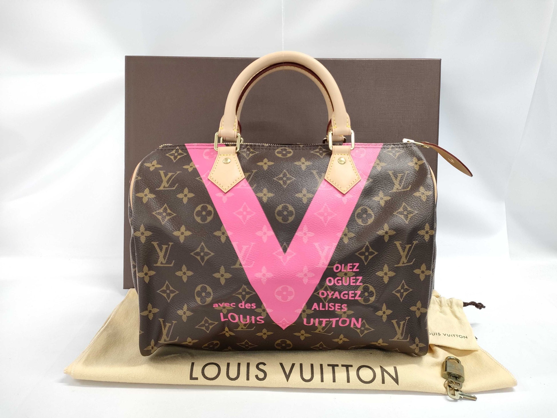 LOUIS VUITTON Monogram M41533/DU1105 V-Line Limited Edition Handbag