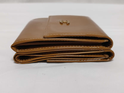 CHANEL Caviar Leather Patent Wallet