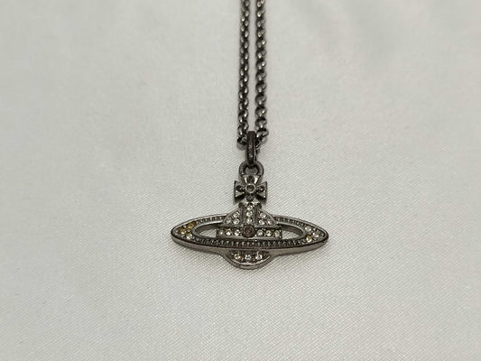  Vivienne Westwood Orb Necklace Necklace
