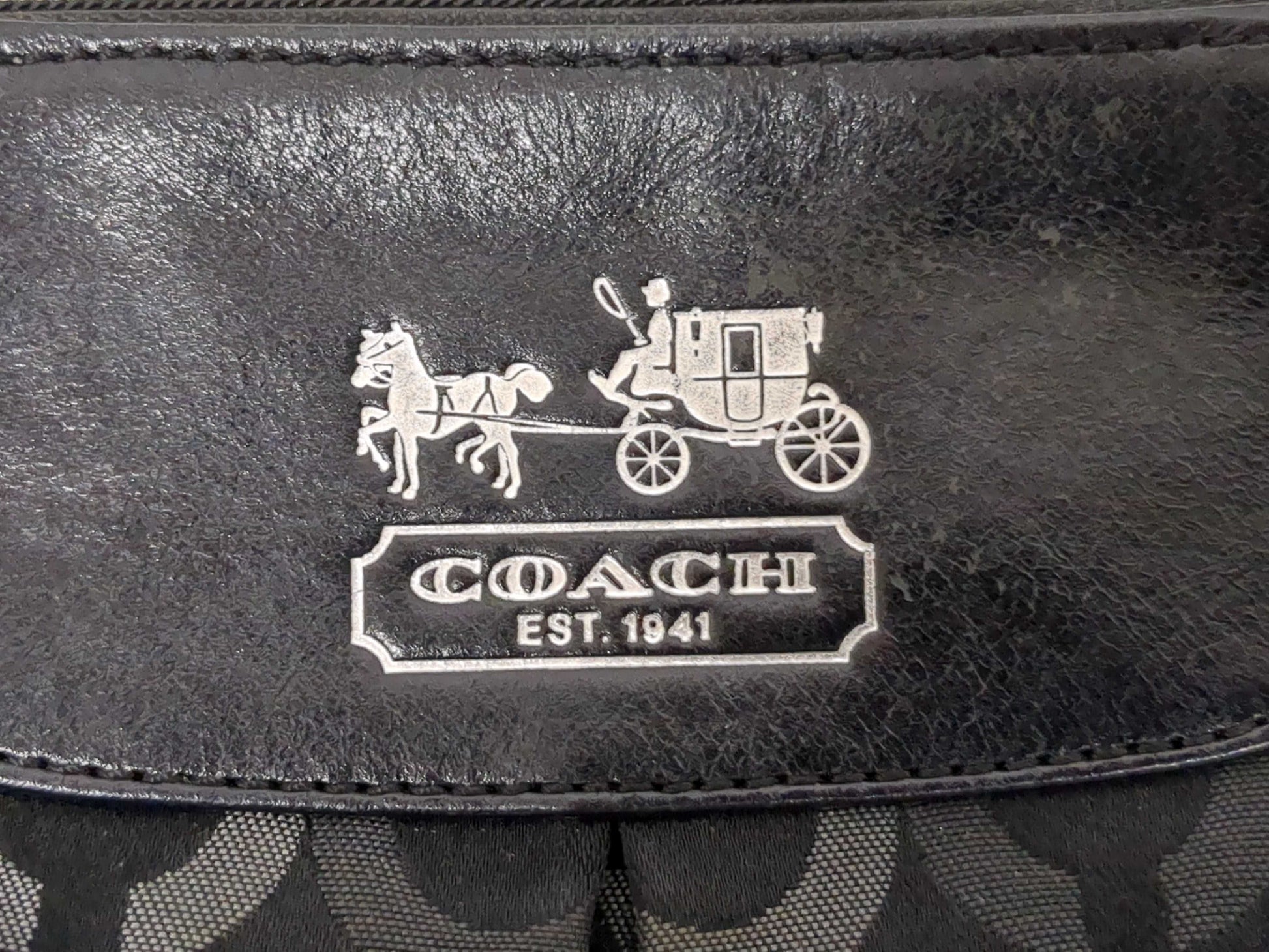 COACH Signature Shoulder Bag Set 