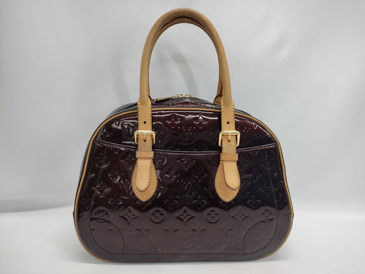 LOUIS VUITTON Vernis M93516 Summit Drive Amaranth Handbag