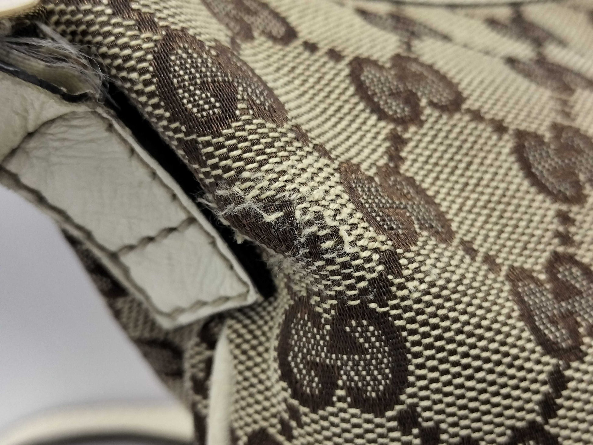 GUCCI GG Shoulder Bag