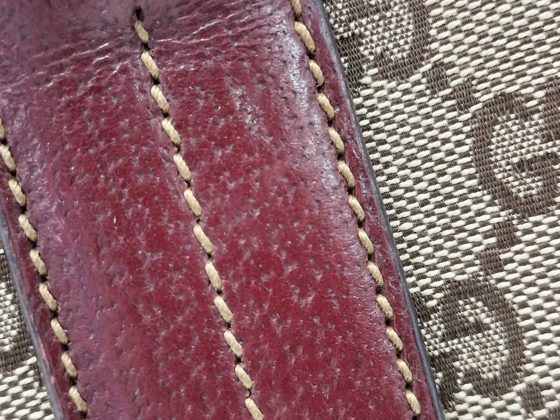 GUCCI GG Canvas Handbag Handbag
