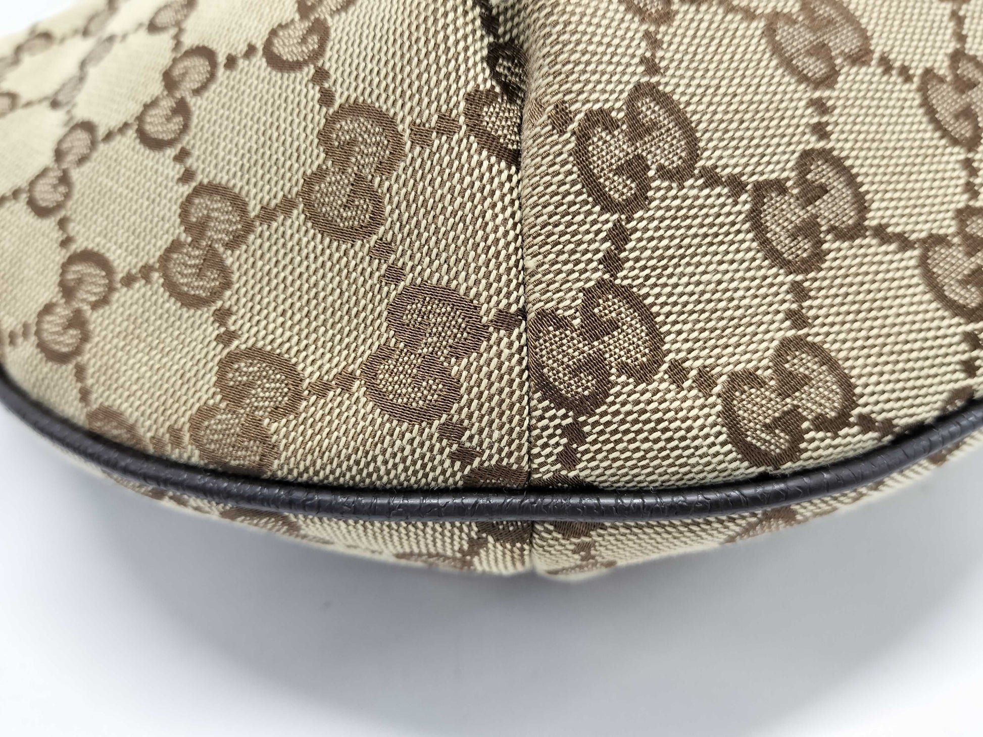 GUCCI GG Sherry Shoulder Bag