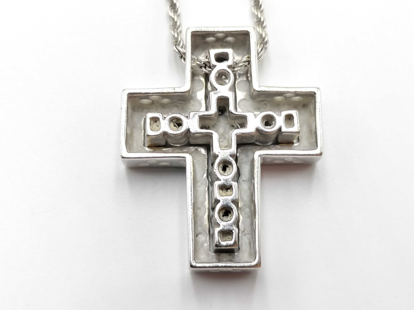 Damiani Belle Epoque M Diamond Necklace in 750 White Gold, 10.1g 