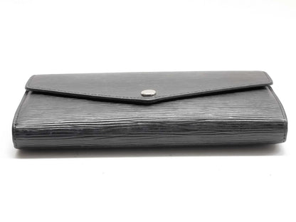 LOUIS VUITTON Epi Portefeuille Sarah Wallet