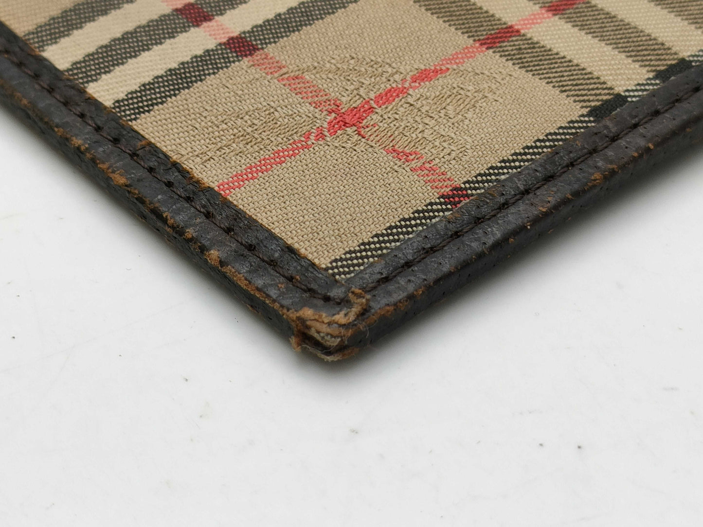 GUCCI Gucci/Burberry 2-Piece Wallet Set