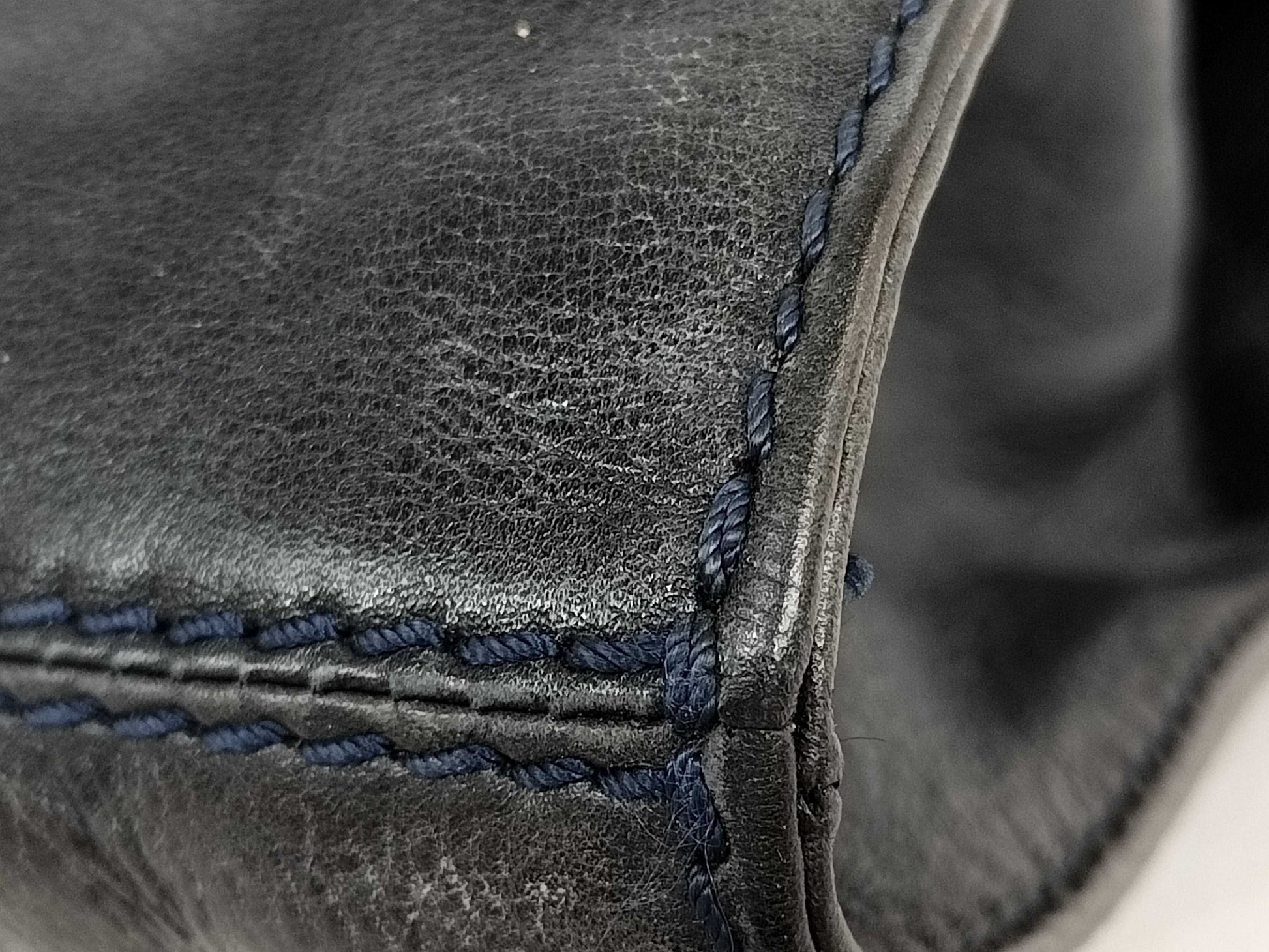 BOTTEGA VENETA Leather Clutch Handbag