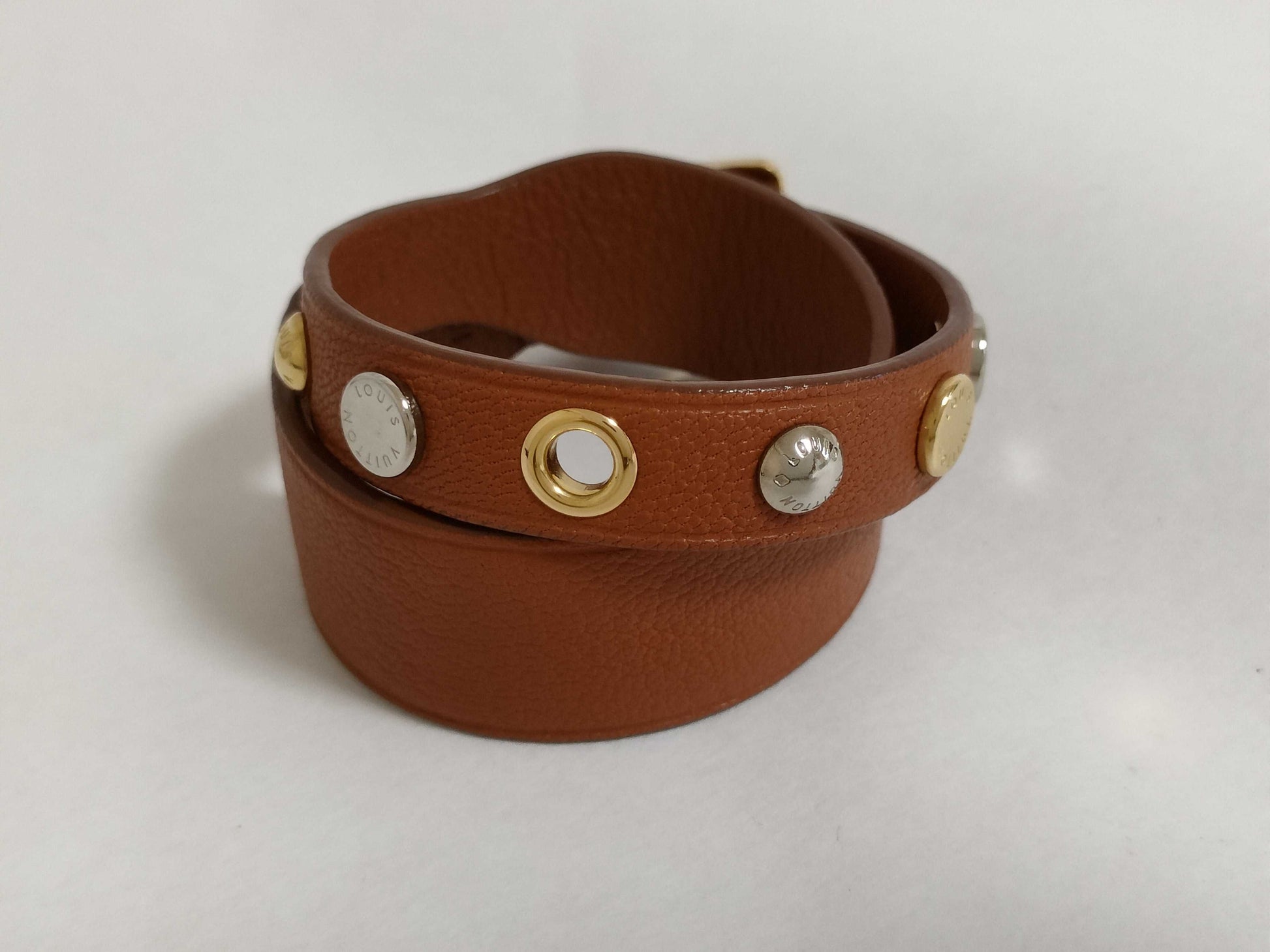 LOUIS VUITTON Leather Bracelet/Bangle Brassle Spike It Bracelet Bangle