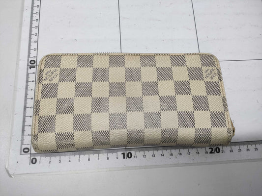 LOUIS VUITTON Damier Azur Zippy Wallet