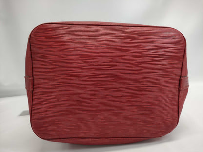 LOUIS VUITTON Epi Petit Noe Shoulder Bag