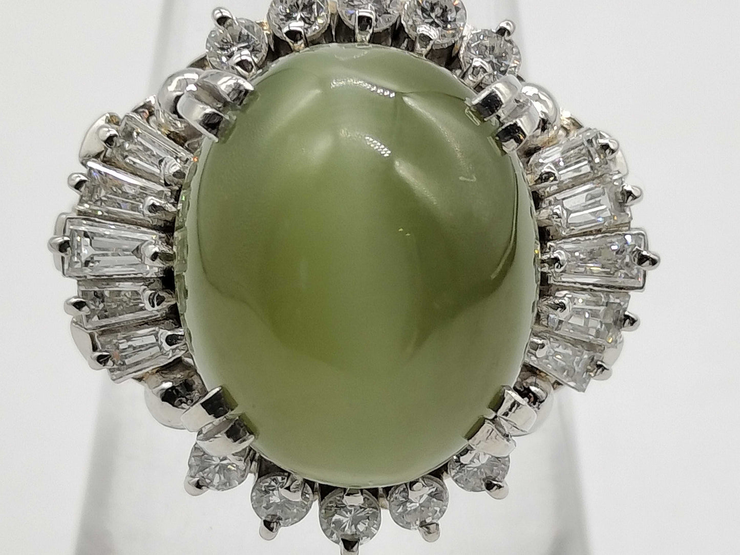 Nephrite Cat's Eye 9.60ct D0.80ct PT900 12.3g Ring 