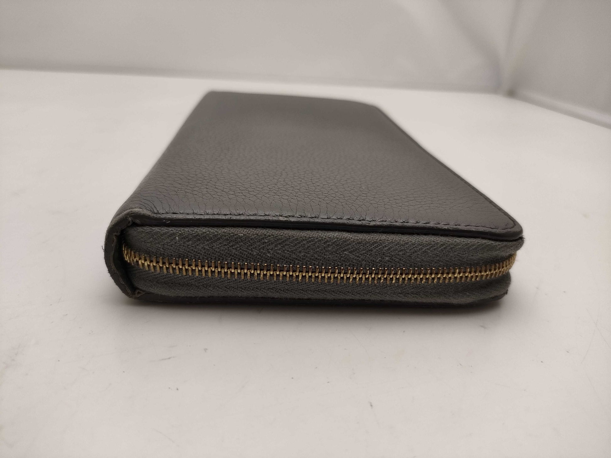CELINE Round Long Wallet
