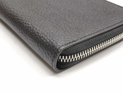 LOUIS VUITTON Taurillon Vertica Zippy Wallet