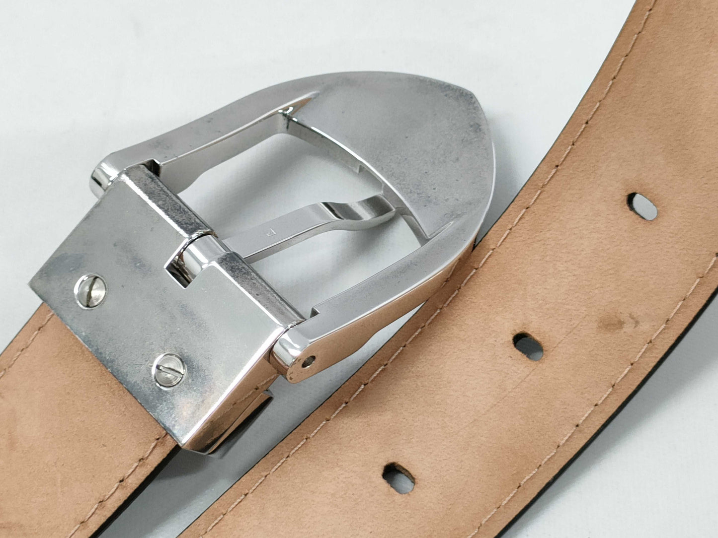 LOUIS VUITTON Taiga Belt