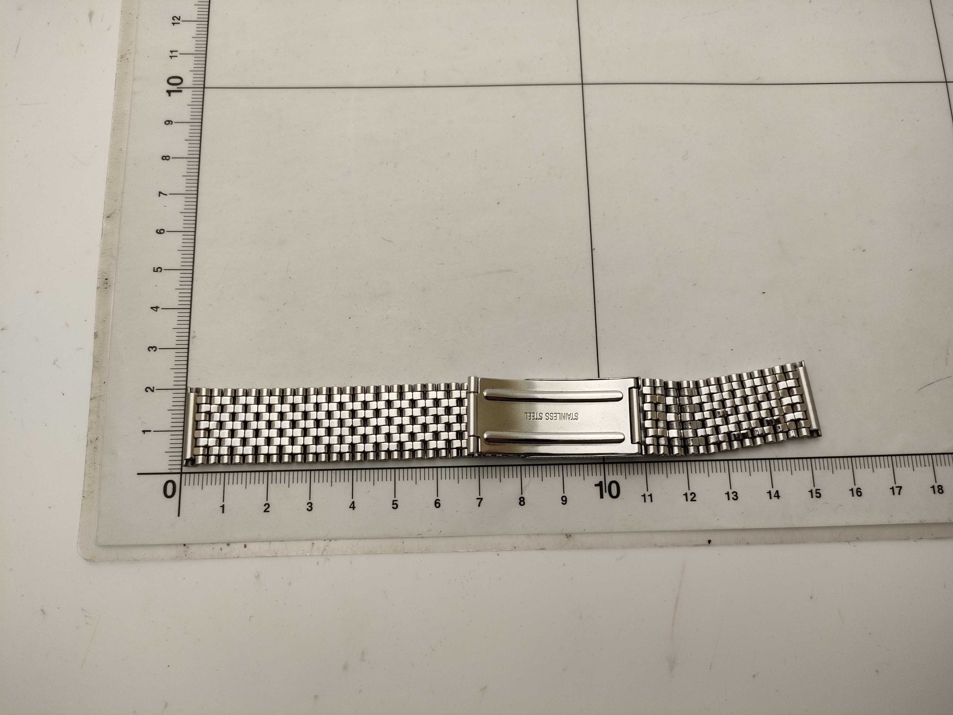 Mr. Beads 20mm 9-Rice Bracelet Stainless Steel Band Men's Watch