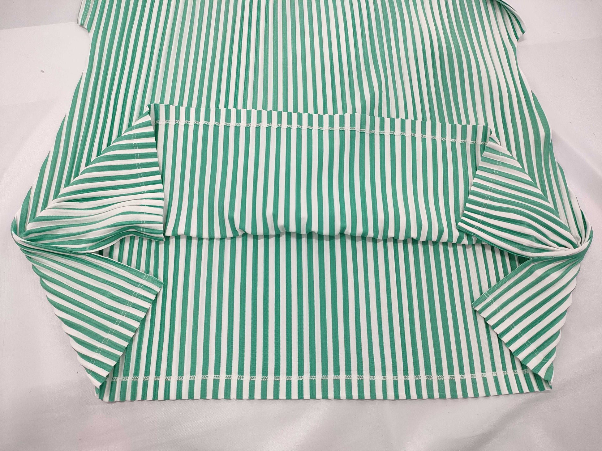 ISSEY MIYAKE Issey Miyake patterned tops