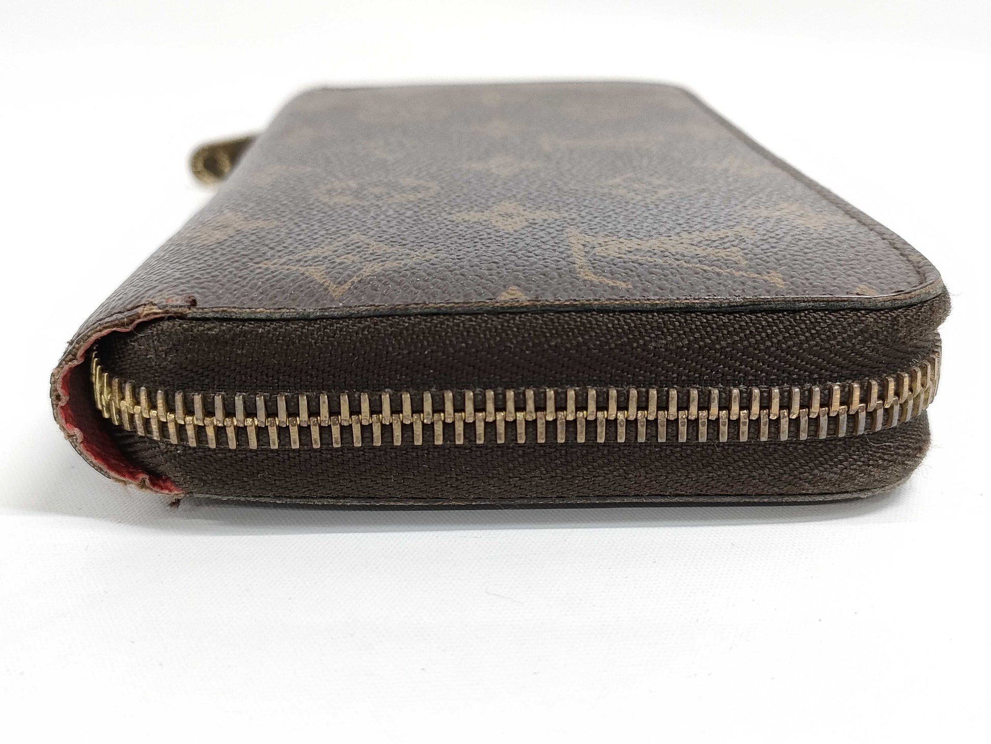 LOUIS VUITTON Monogram Zippy Wallet Wallet
