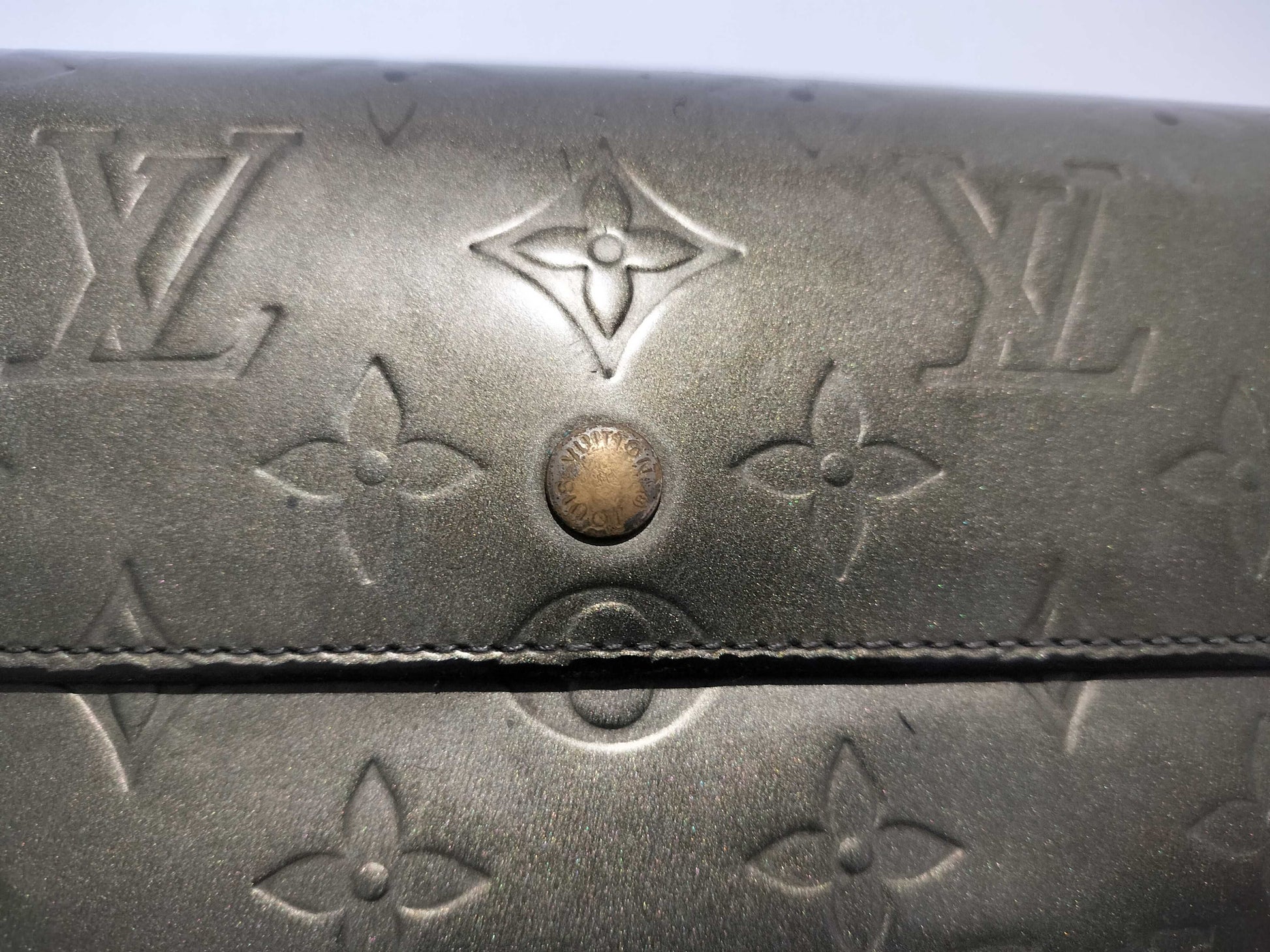 LOUIS VUITTON Vernis Porte Tresor International Zippy Coin Purse Wallet