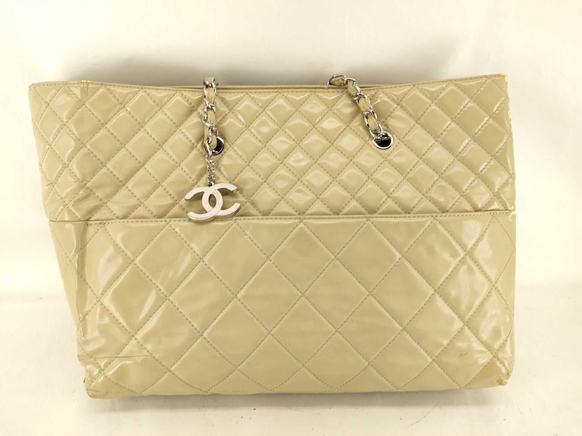 CHANEL Patent/Chain Tote Bag