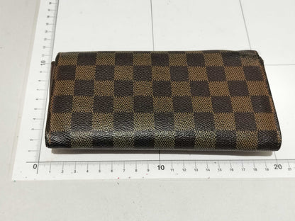 LOUIS VUITTON Damier Portefeuille Sarah Wallet