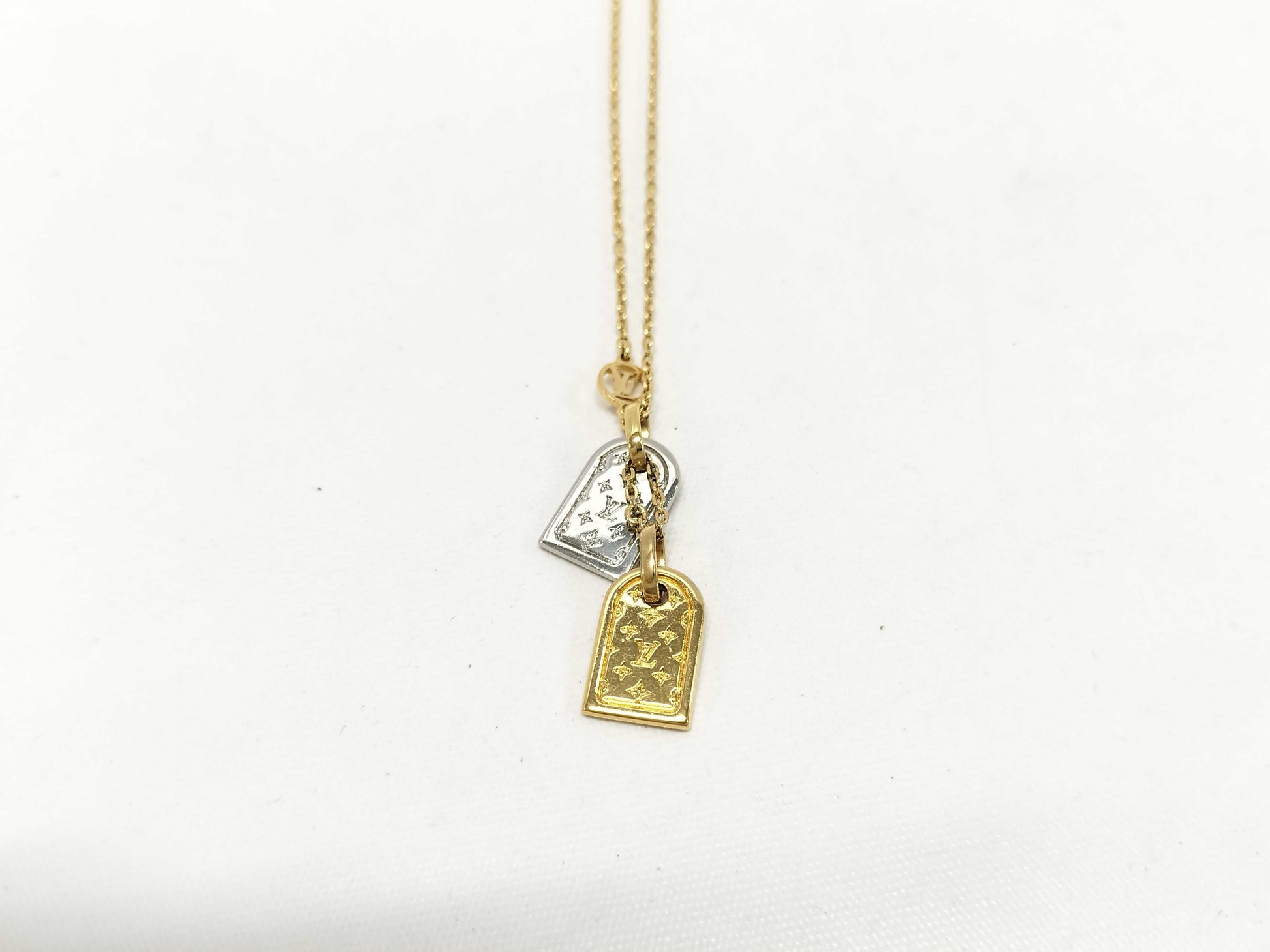 LOUIS VUITTON M63141 Monogram Necklace