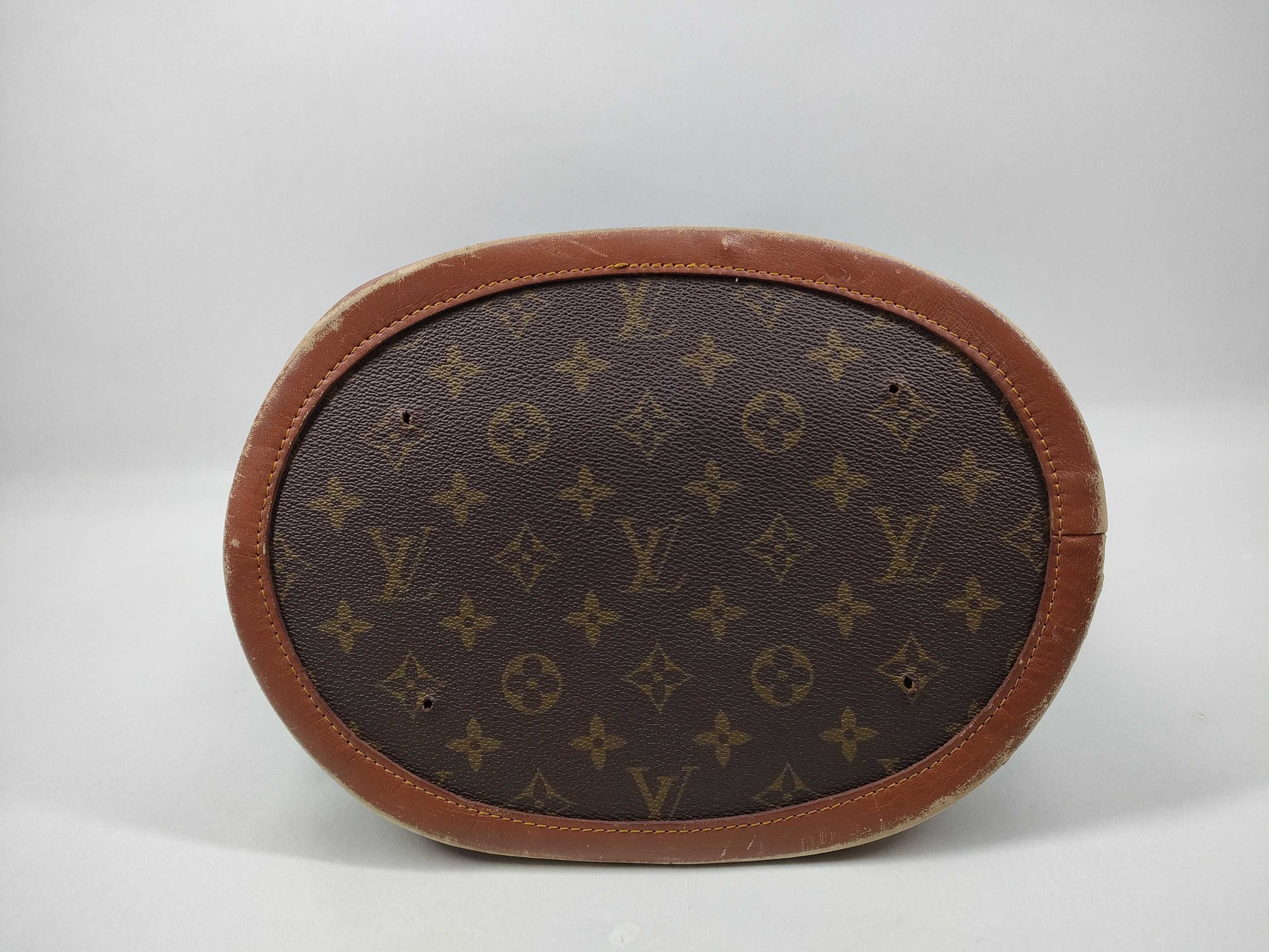LOUIS VUITTON Monogram Bucket USA Model Tote Bag with Torn Strap