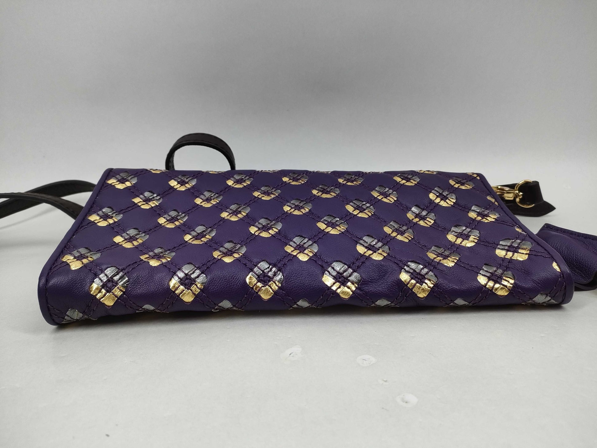 MARC JACOBS Leather Shoulder Bag Purple Shoulder Bag