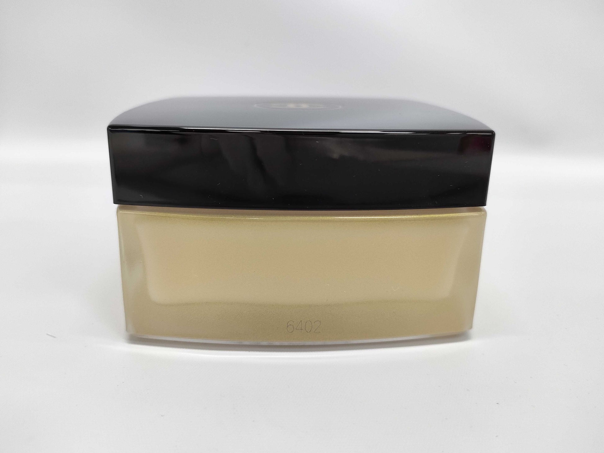 CHANEL Sublimage La Crème Call et Décolleté 150g Cosmetics