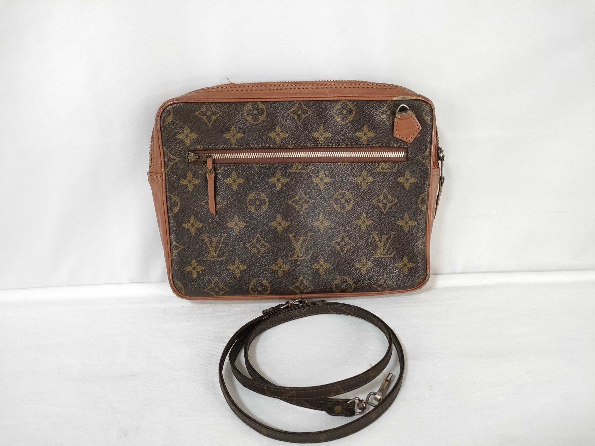 LOUIS VUITTON Monogram Saxpo Second Bag