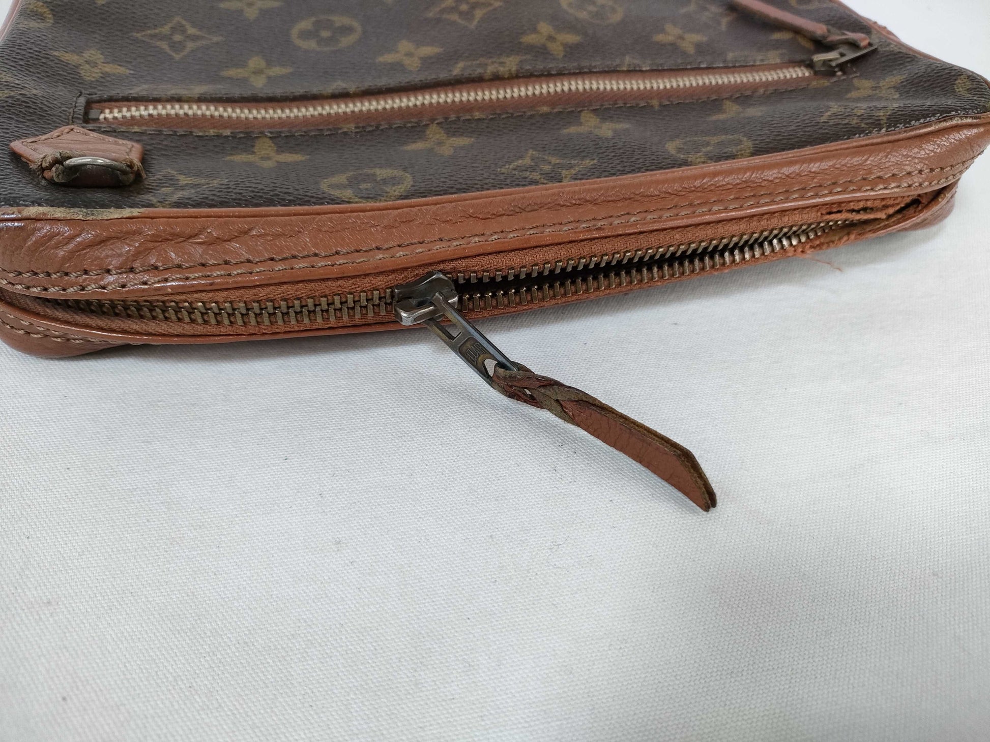 LOUIS VUITTON Monogram Saxpo Second Bag