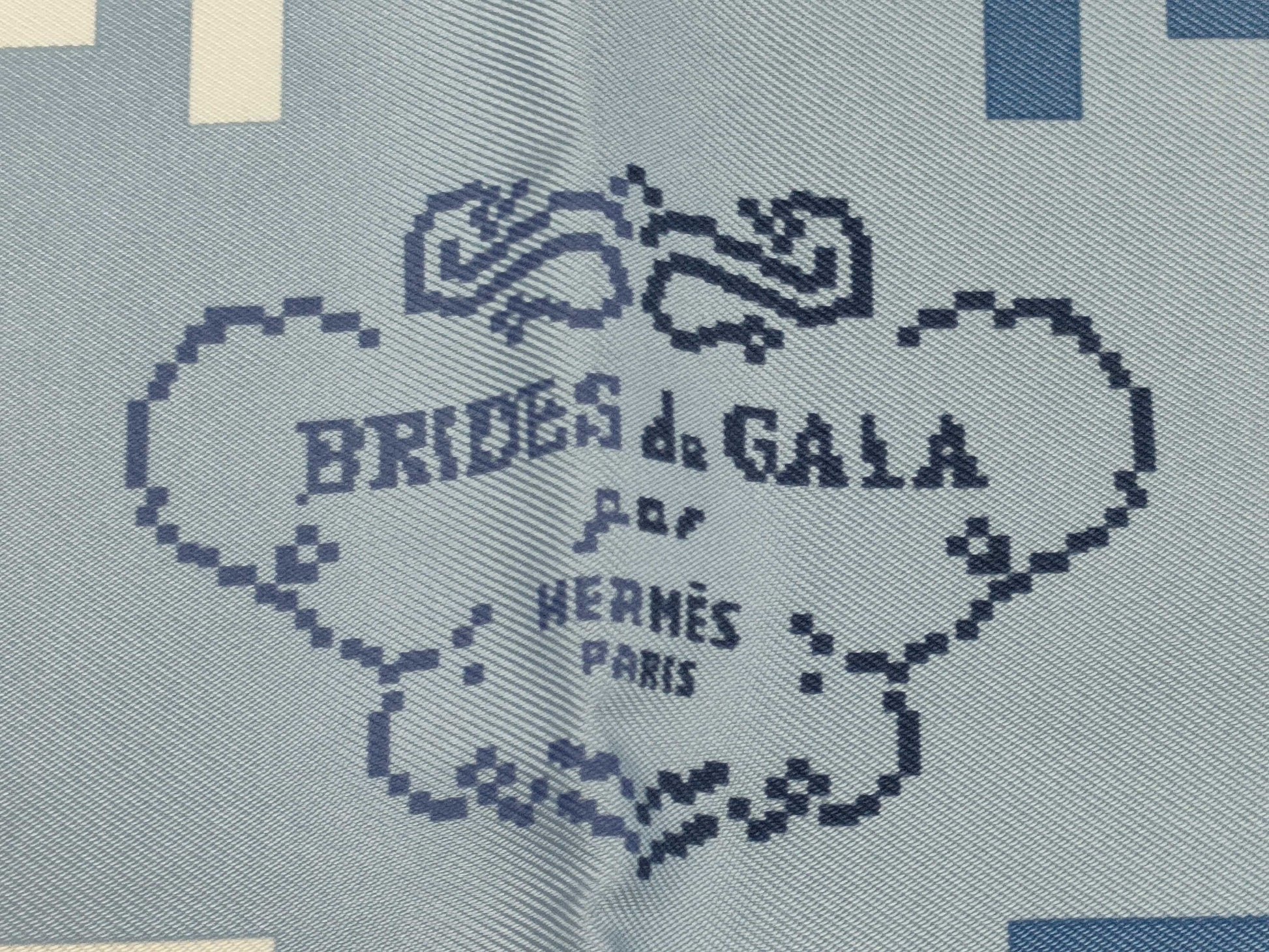 HERMES Carré Bride de Gala Pixel Carré H Pocket Square 42 cm Scarf
