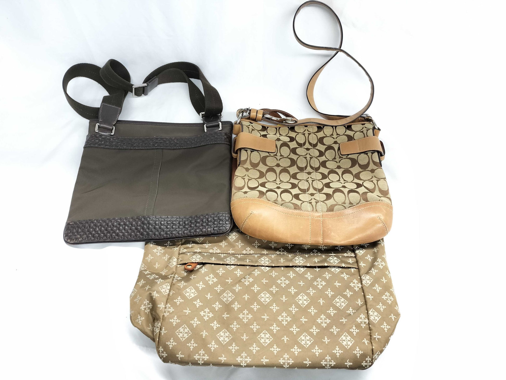 COACH Signature Shoulder Bag/Russet Handbag
