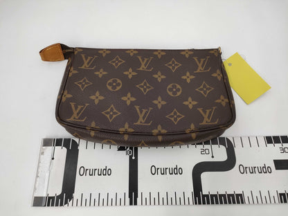 LOUIS VUITTON Monogram Accessoires Pouch