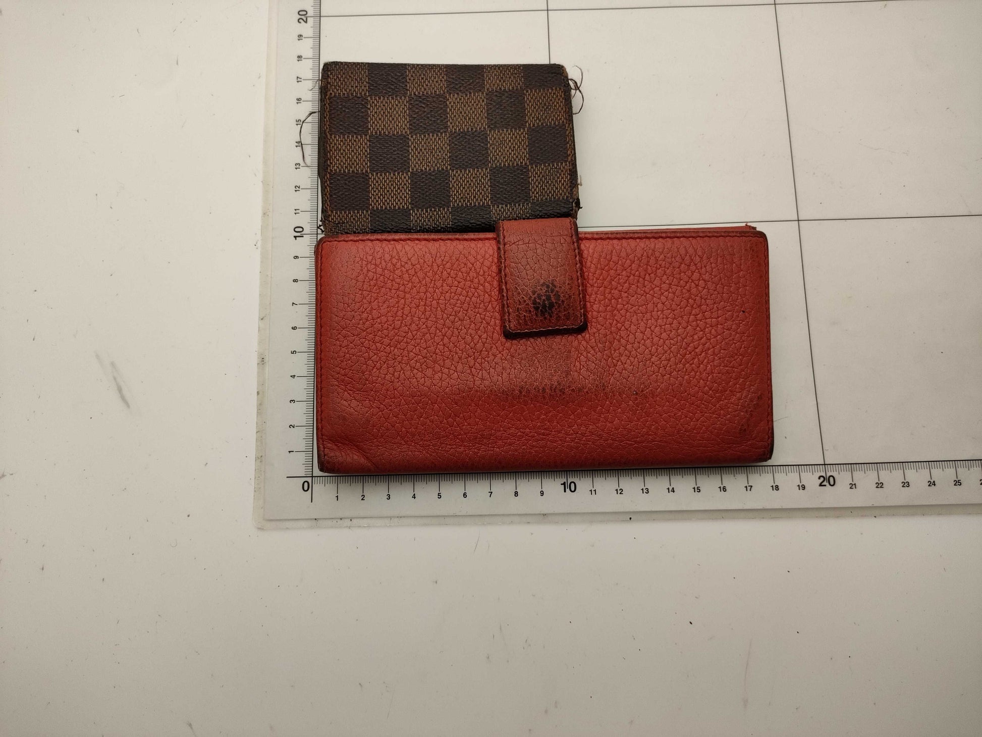 LOUIS VUITTON/Gucci wallet set