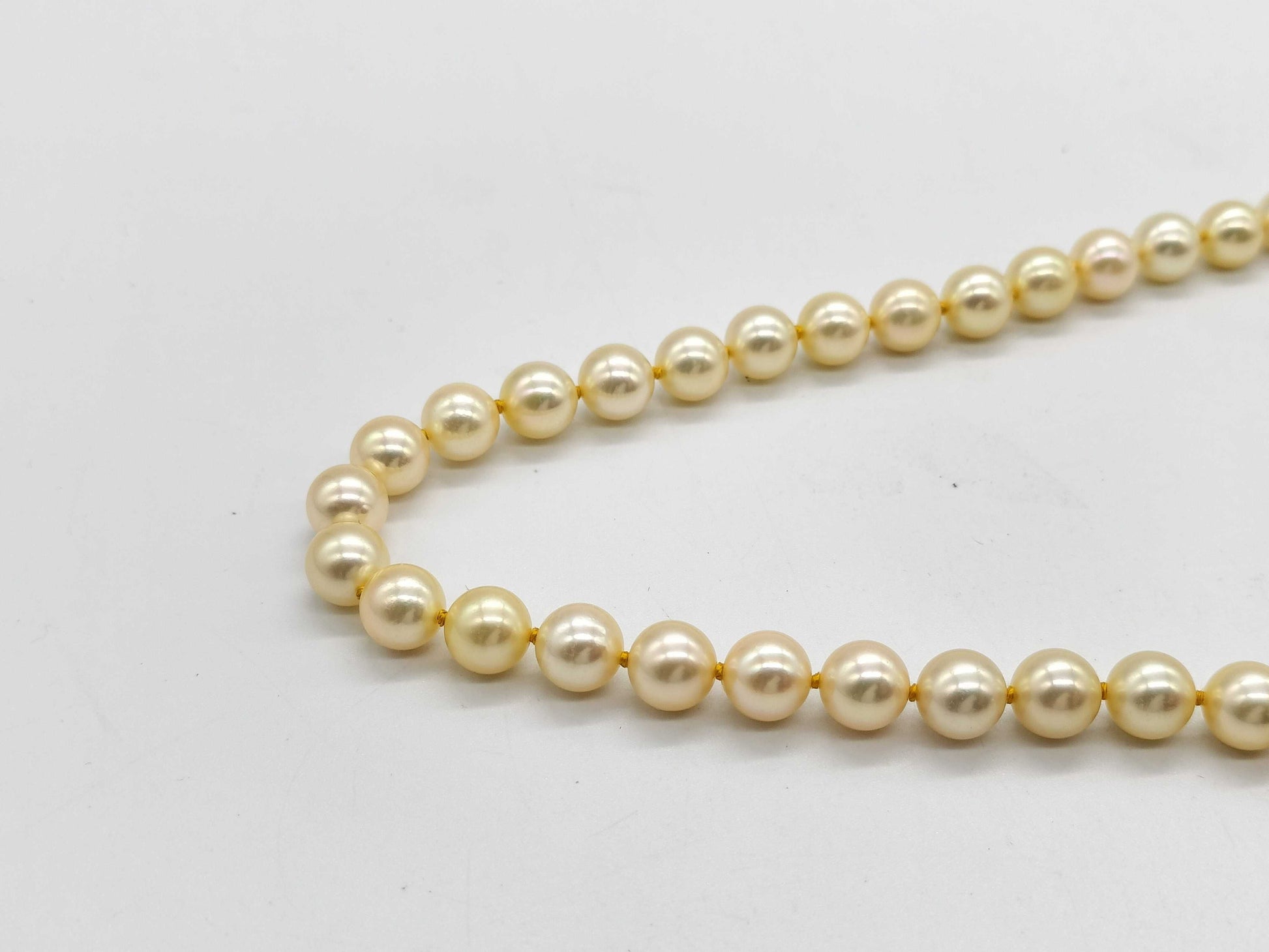 Pearl Necklace, Diameter: Approx. 7.0mm-7.4mm, 18K Gold, 32.8g 