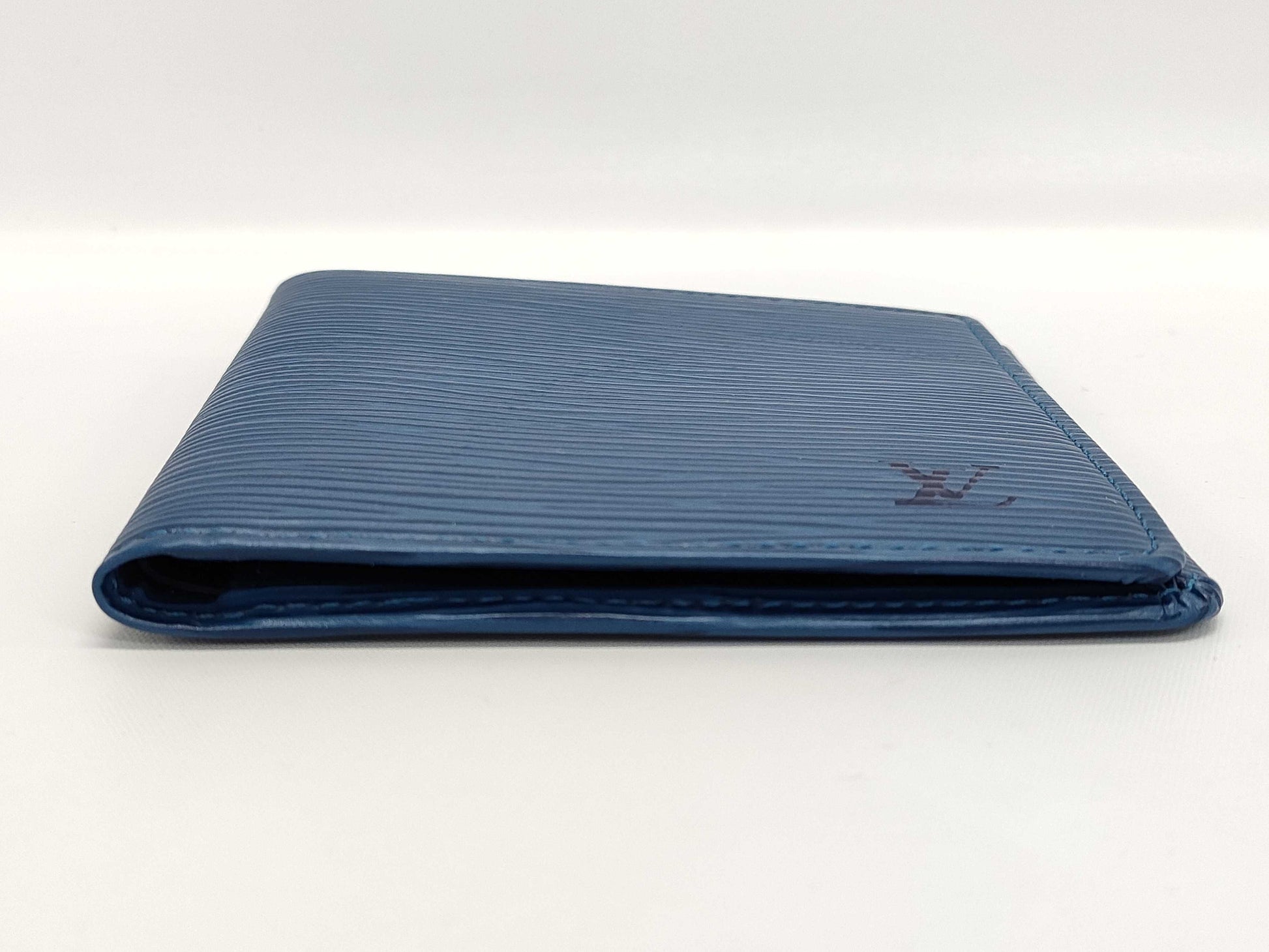 LOUIS VUITTON Epi Bi-fold Wallet Wallet Blue Wallet